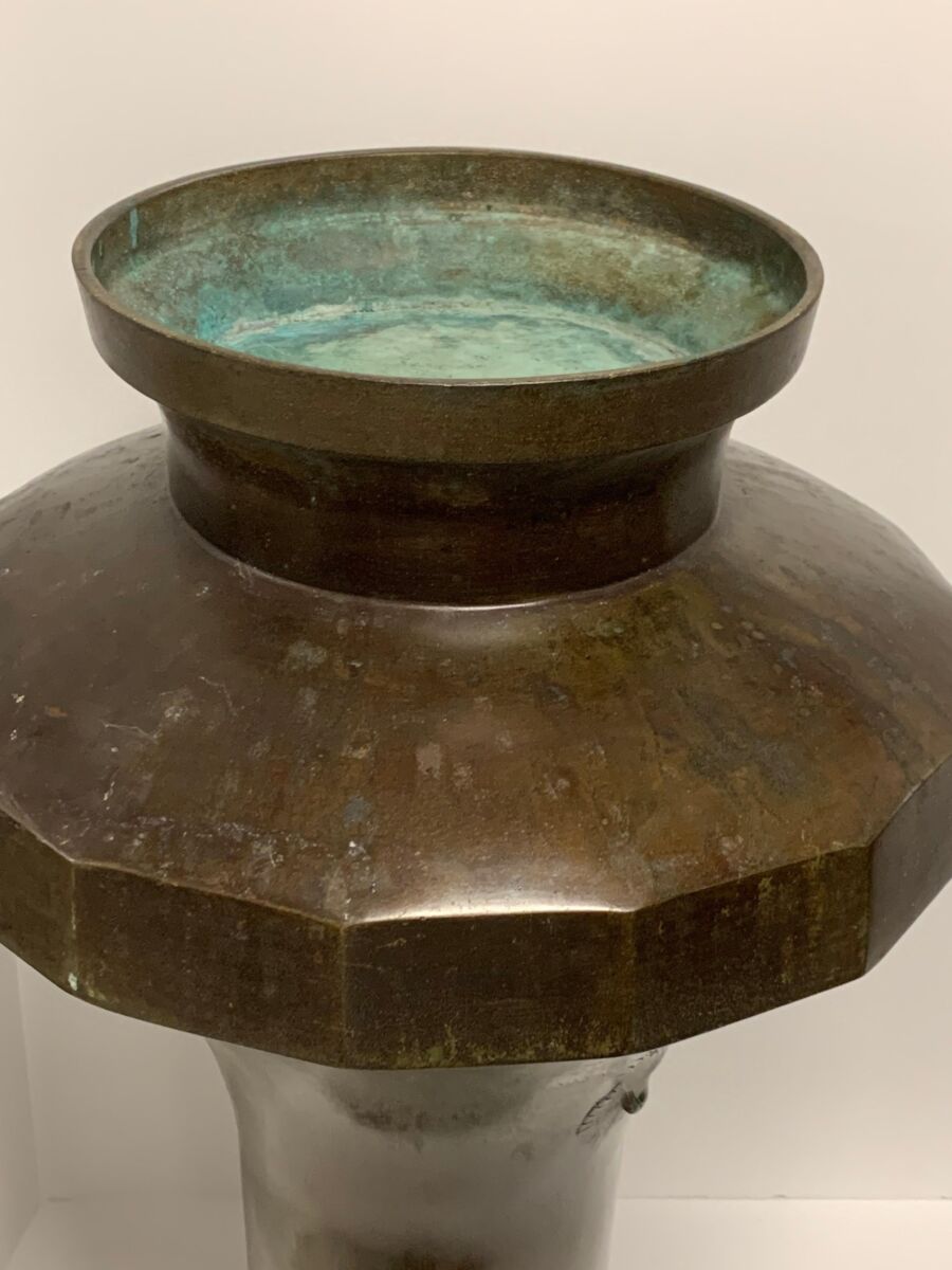 Japanese Meiji Period Large Bronze Vessel - Image 2