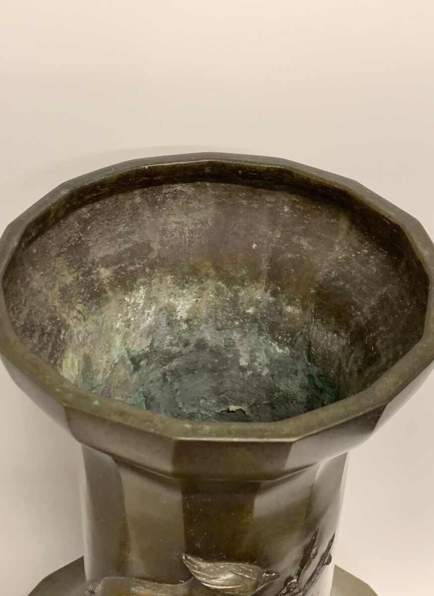 Japanese Meiji Period Large Bronze Vessel - Image 3
