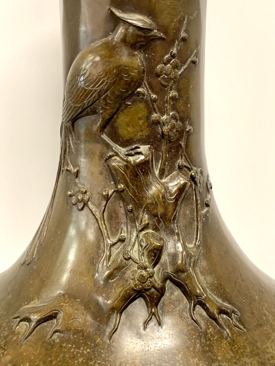 Japanese Meiji Period Large Bronze Vessel - Image 4