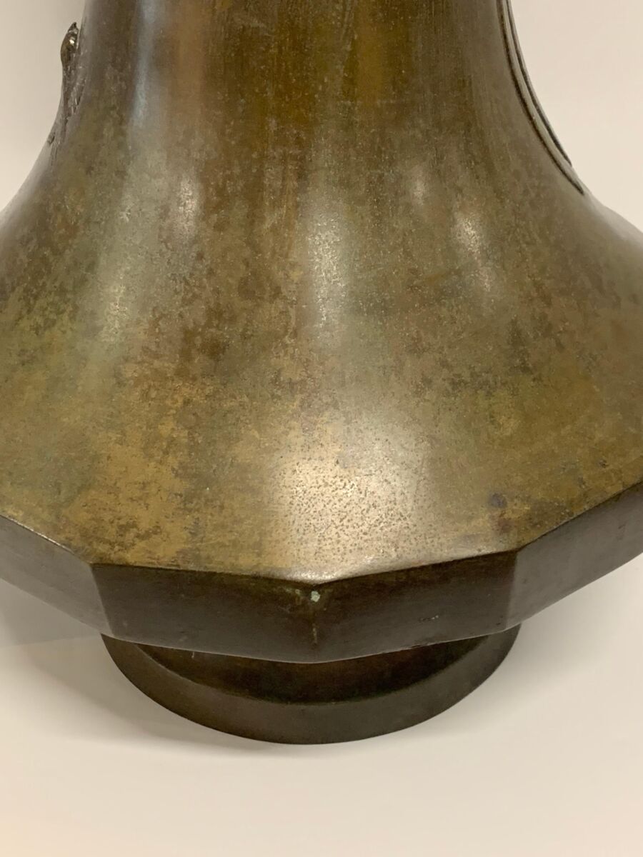 Japanese Meiji Period Large Bronze Vessel - Image 6