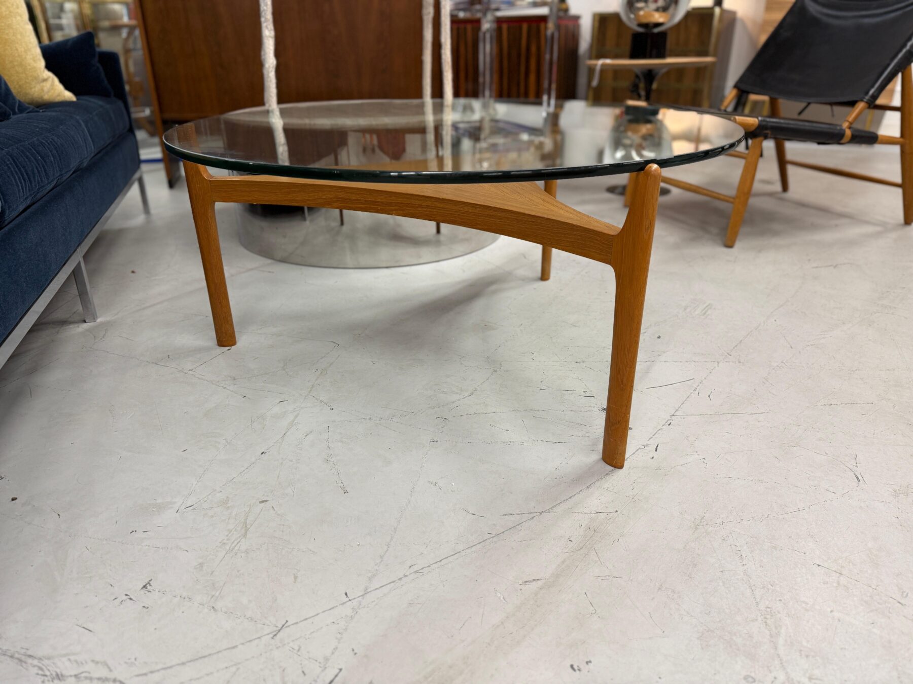 Sven Ellekaer for Christian Linneberg coffee table in Teak and Glass - Image 9