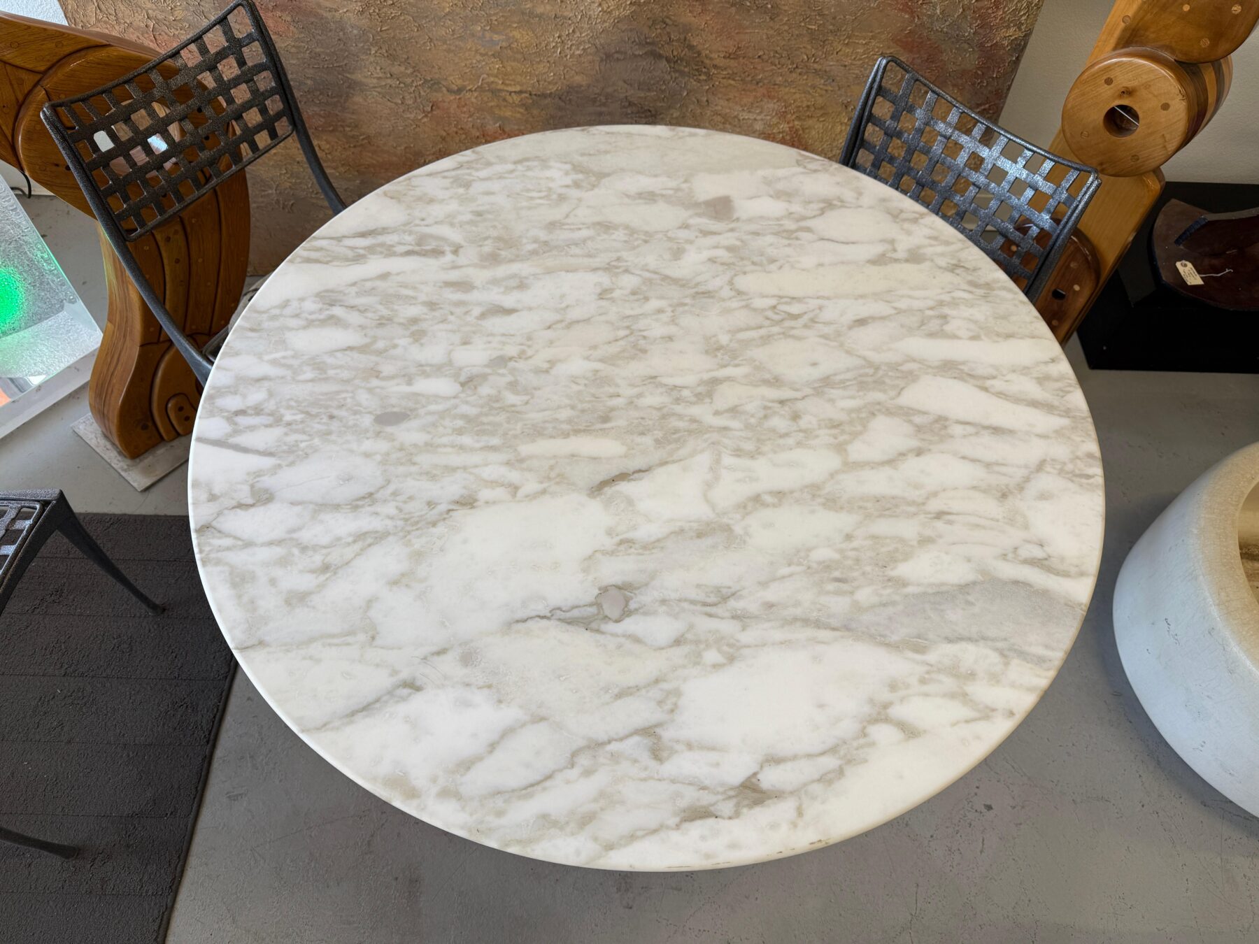 Early Production 42 inch Knoll Saarinen Tulip Top with Marble Top - Image 5