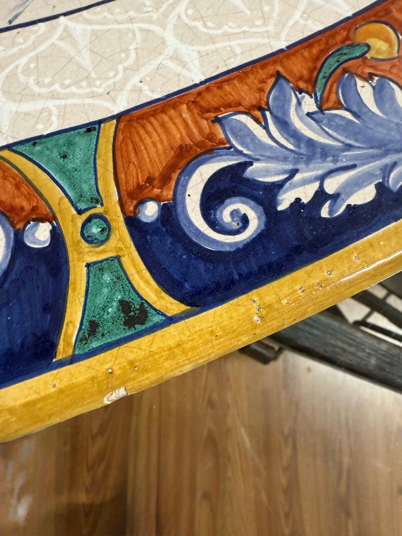 Massive Old Italian L’Antica Majolica Platter Romeo and Juliet - Image 4